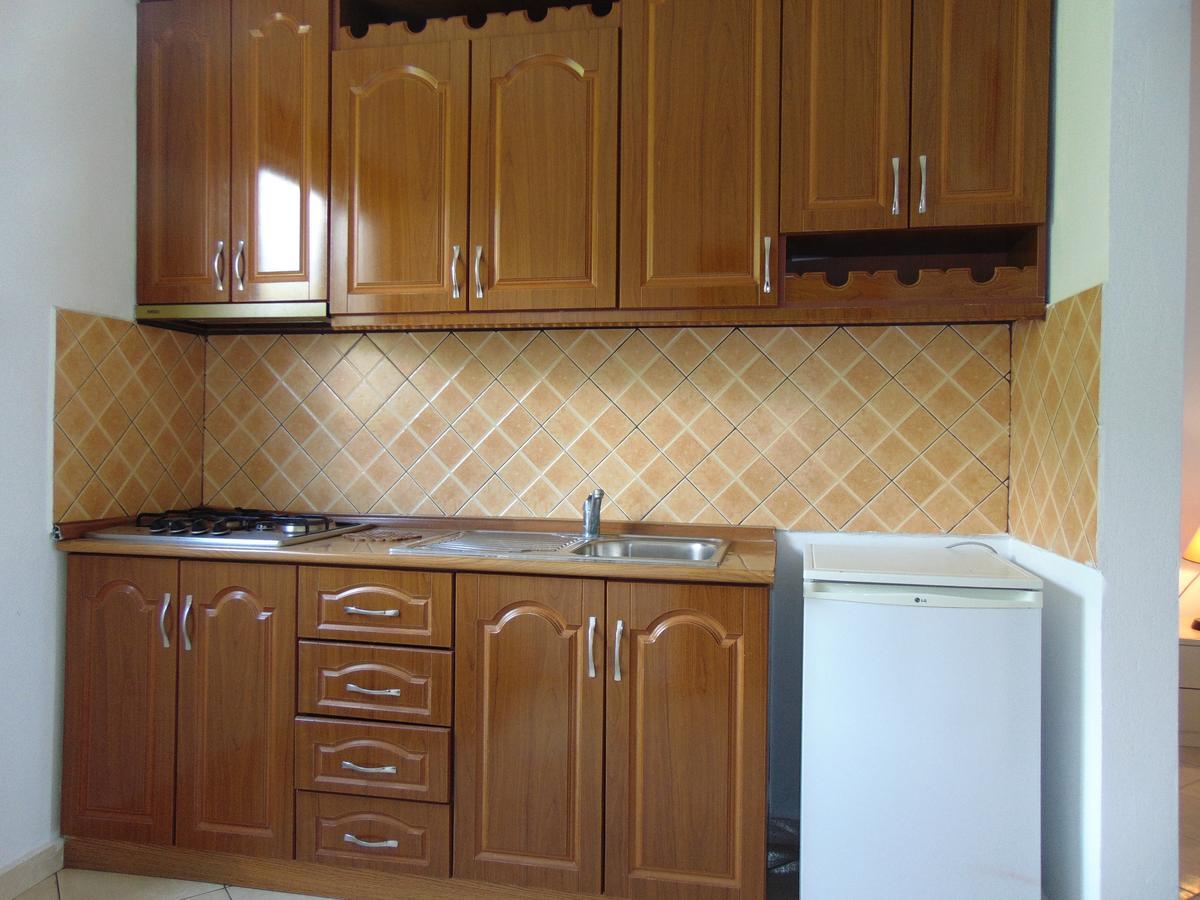 Residence Jazoj Влёра Экстерьер фото